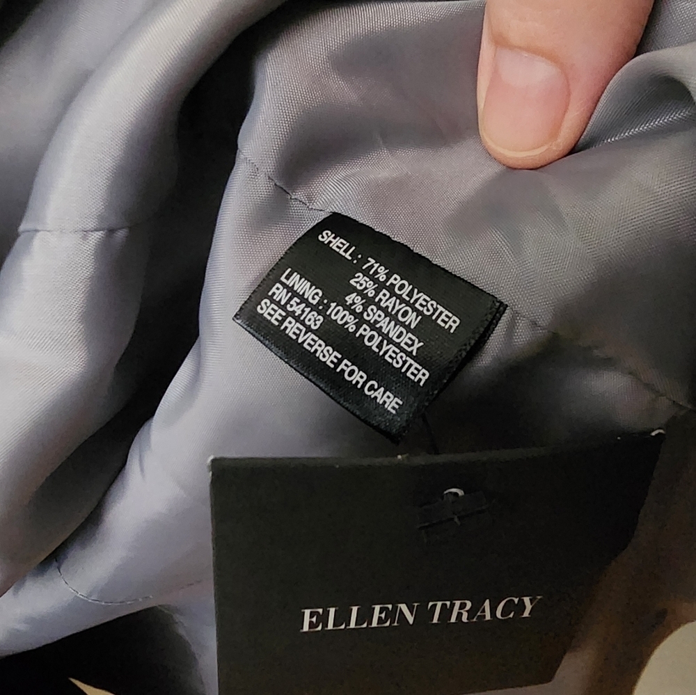 Ellen Tracy Grey Stretch Blazer Size 8 - Picture 5 of 10